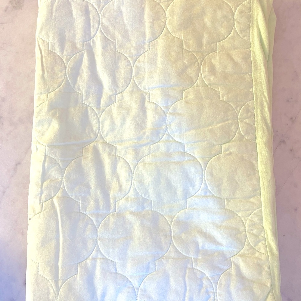 Summer Infant Crib/Playard Quilted Fitted Sheet